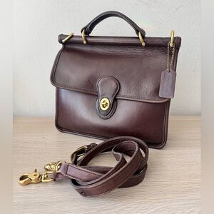 Vintage Coach Willis